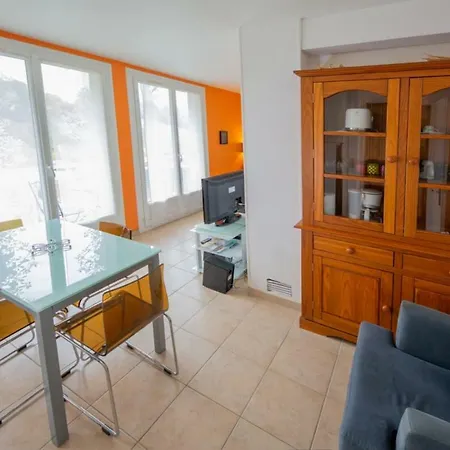 Chez Laurence Apartment *
